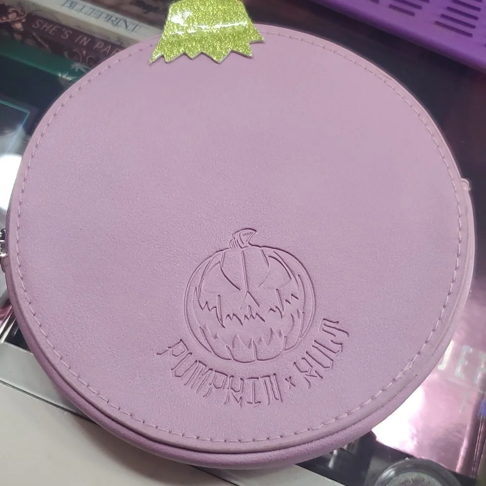 Lilac pumpkin wristlet 🎃 - Picture 2 of 3